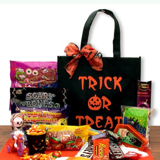 Trick Or Treat Halloween Tote Gift Set By Gbds | 14″ x 8″ x 6″ | Michaels® Trick Or Treat Halloween Tote Gift Set By Gbds | 14″ x 8″ x 6″ | Michaels®